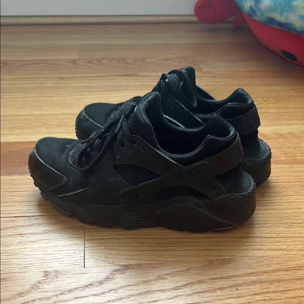 Nike Huarache Black